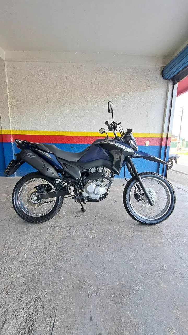 HONDA BROS 160 CBS LATERAL DIREITA